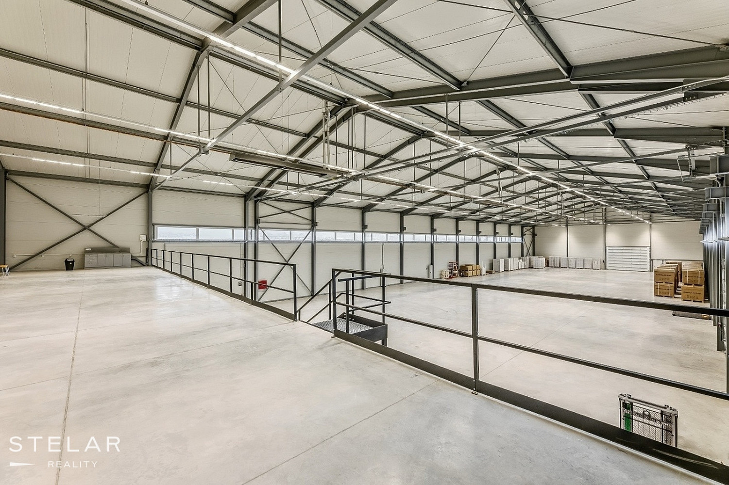 Pronájem kanceláře 60 m² – fotografie 3