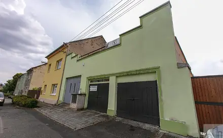 Prodej výrobních prostor 255 m², Švermova, Lahošť, okres Teplice