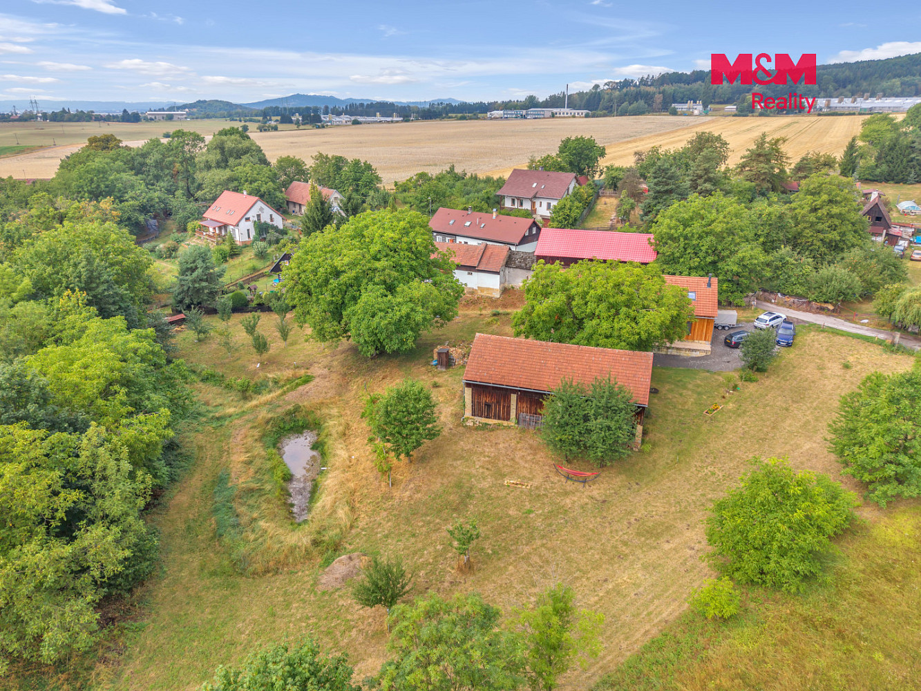 Prodej domu 180 m² s pozemkem 3 926 m²