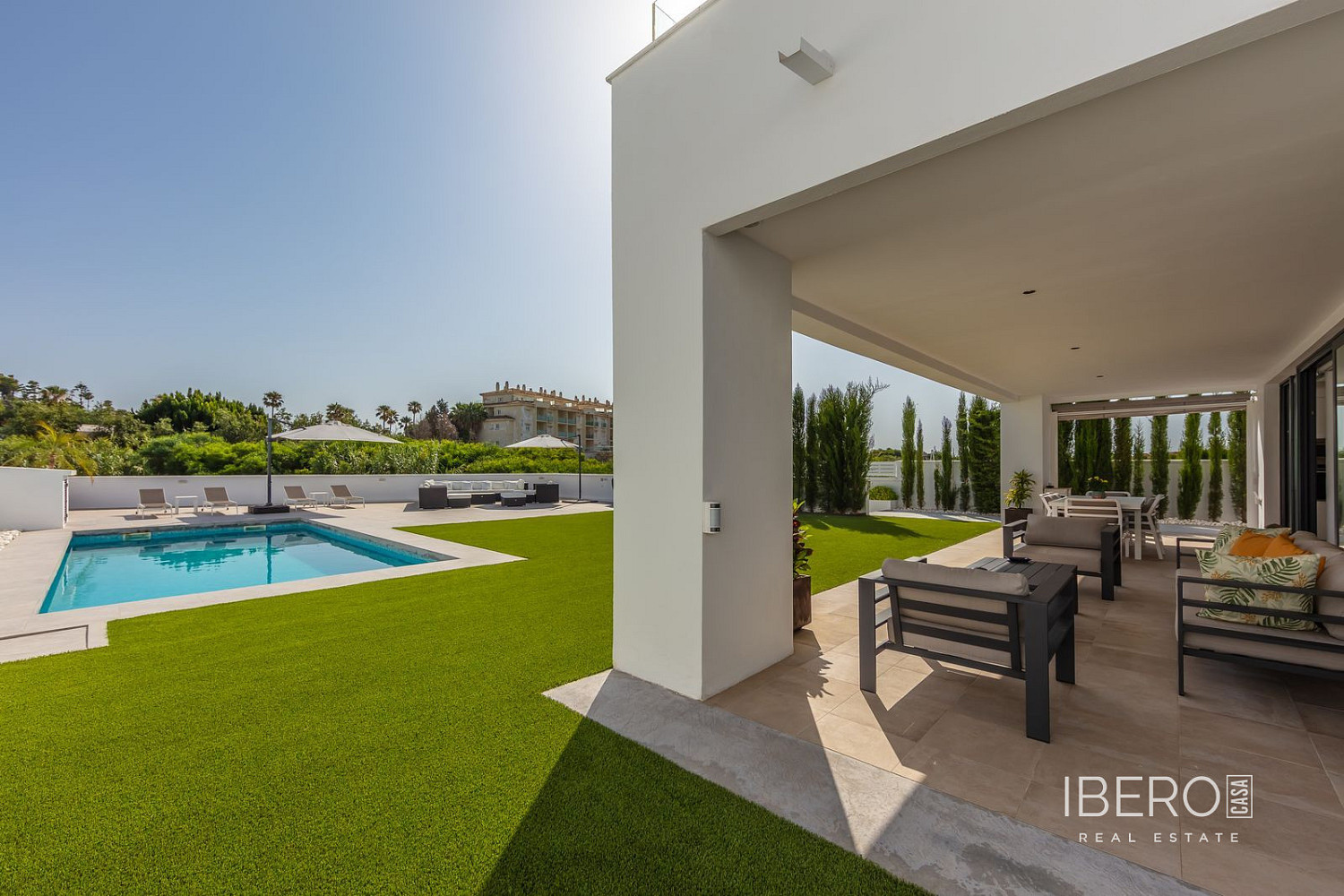 Prodej domu 231 m² s pozemkem 782 m² - Vista 2