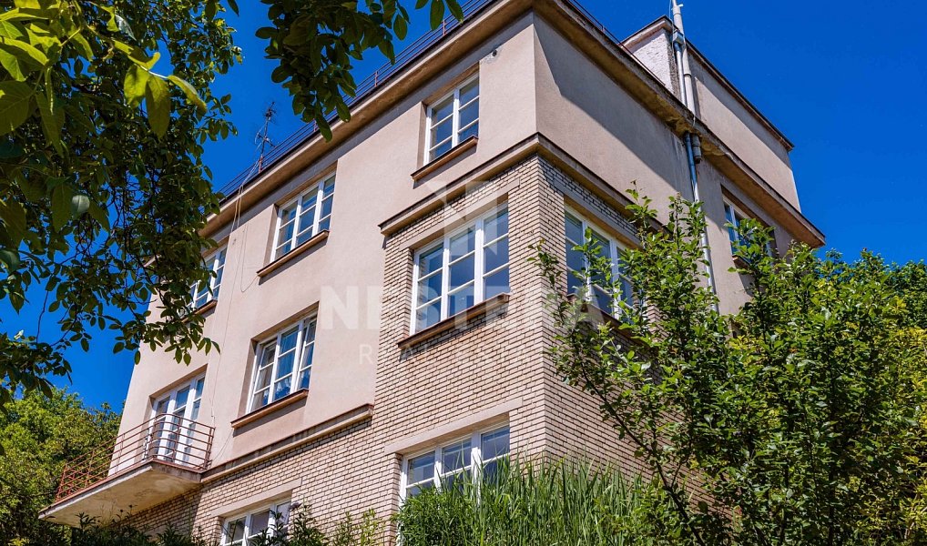 Prodej nájemního domu, činžáku 397 m², Praha – náhled fotky 4