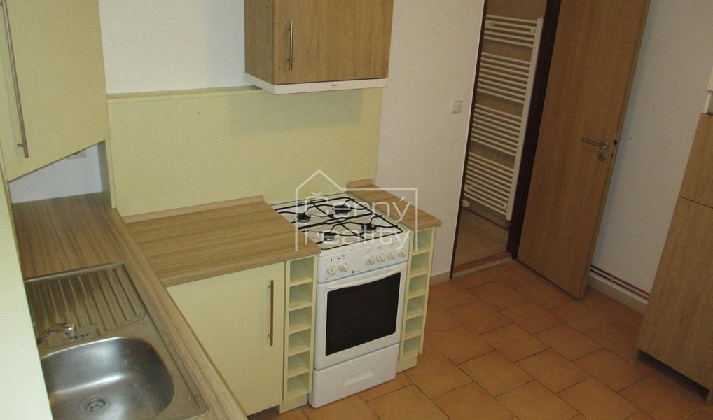 Prodej nájemního domu, činžáku 350 m², Chrudim – náhled fotky 4