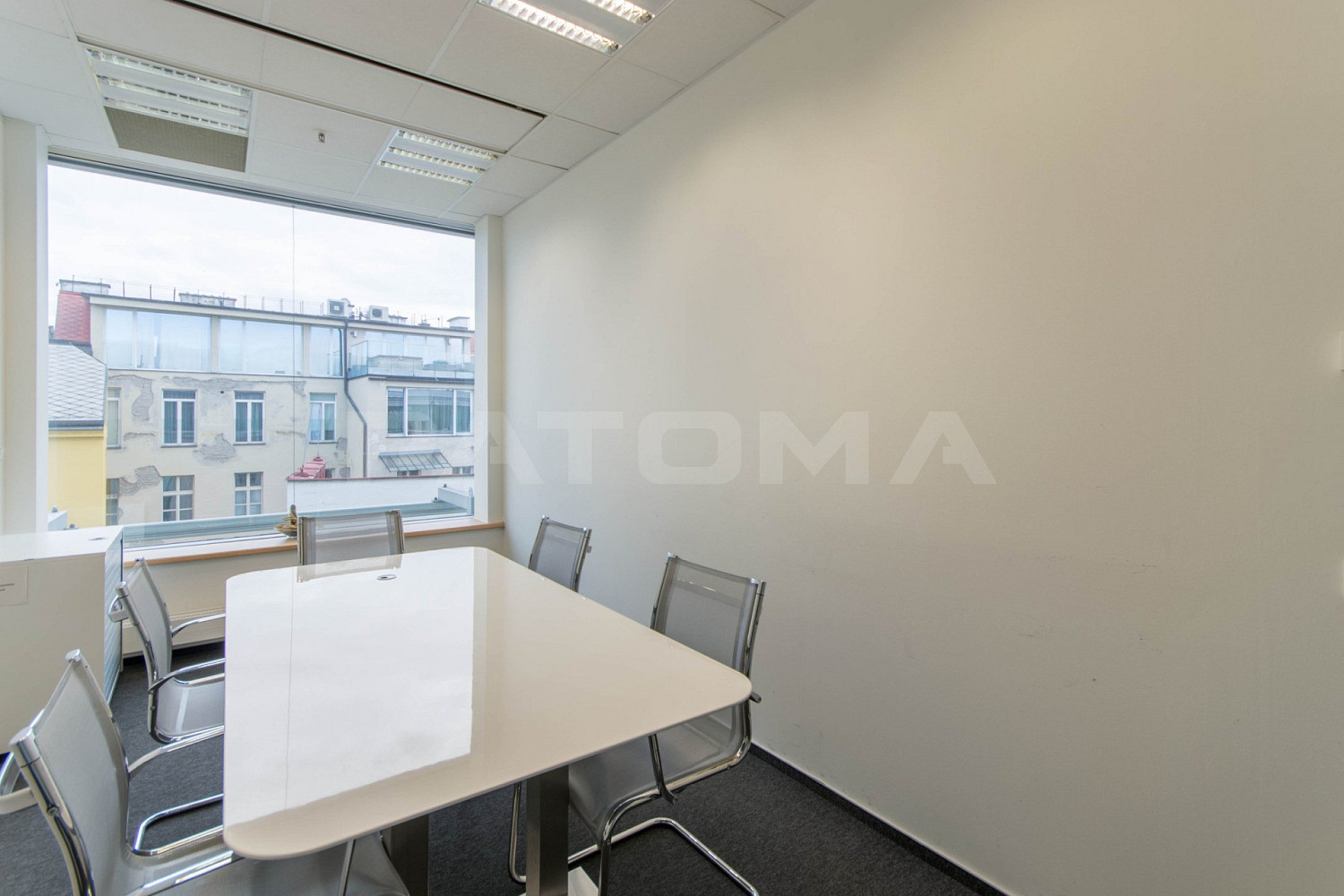Pronájem kanceláře 845 m² – fotografie 5