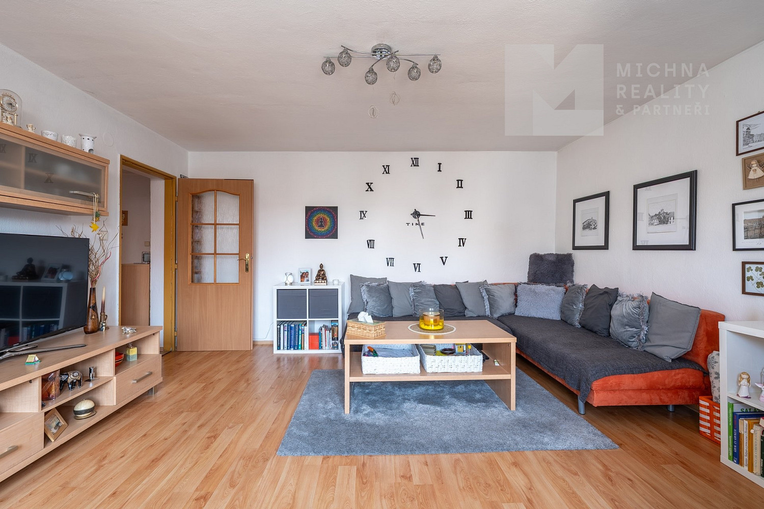 Prodej domu 230 m² s pozemkem 694 m² – fotografie 2