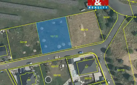 Prodej stavebního pozemku 819 m², Blšany u Loun, okres Louny