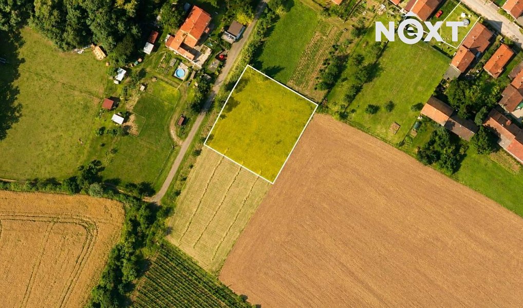 Prodej stavebního pozemku 1 914 m², Milostín – náhled fotky 2