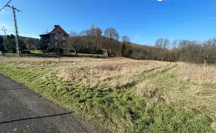 Prodej stavebního pozemku 2 476 m², Bořislav