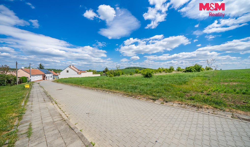 Prodej stavebního pozemku 1 172 m², Omice – náhled fotky 4