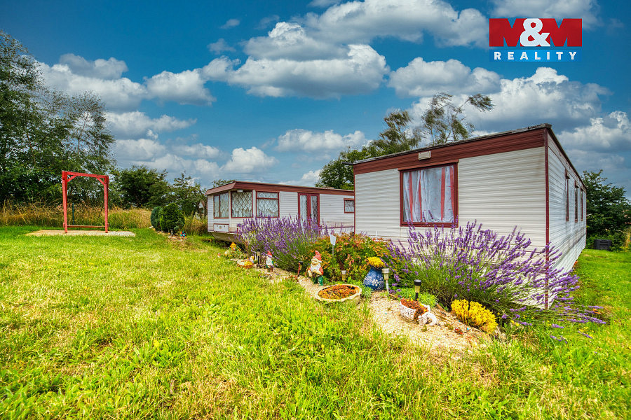 Prodej stavebního pozemku 587 m² – pohled 3
