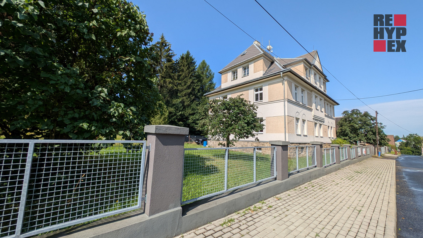 Kancelář / učebna 40,46 m² ve vile v ulici Kašparova Vesec