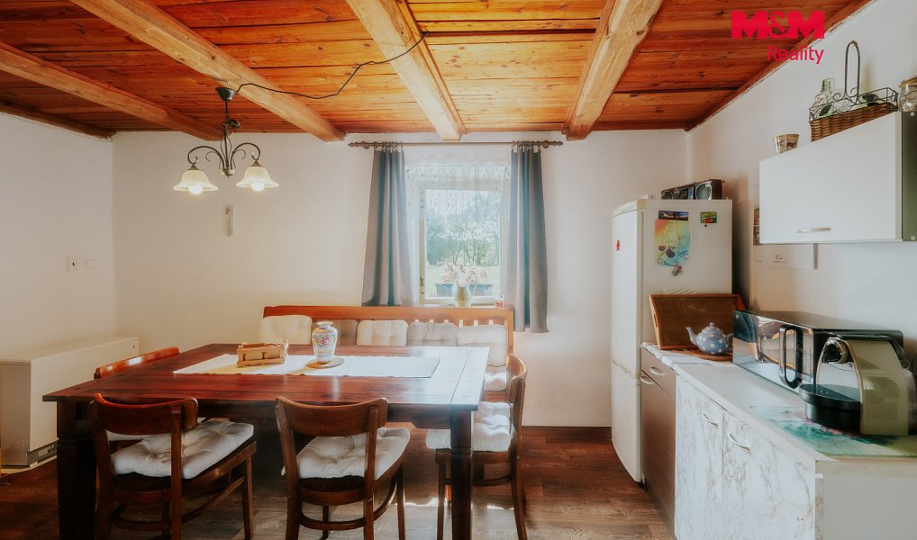Prodej domu 250 m² s pozemkem 875 m², Kadov – náhled fotky 28