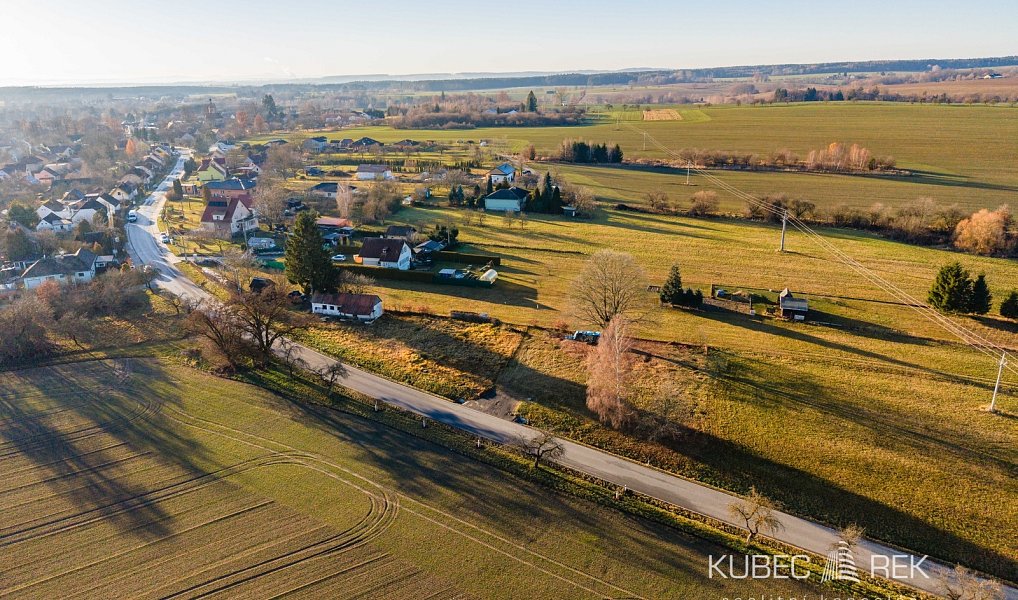 Prodej stavebního pozemku 785 m², Tučapy – náhled fotky 12