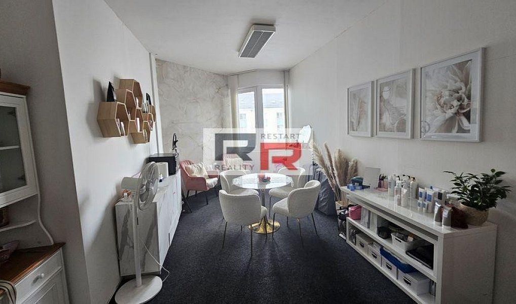 Pronájem kanceláře 36 m², Olomouc – náhled fotky 2
