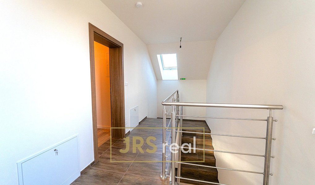 Prodej domu 176 m² s pozemkem 215 m², Novosedly – náhled fotky 7