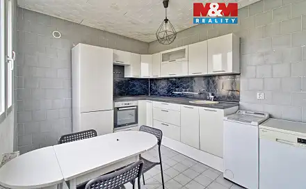 Prodej bytu 2+1 61 m², Jirkovská, Chomutov