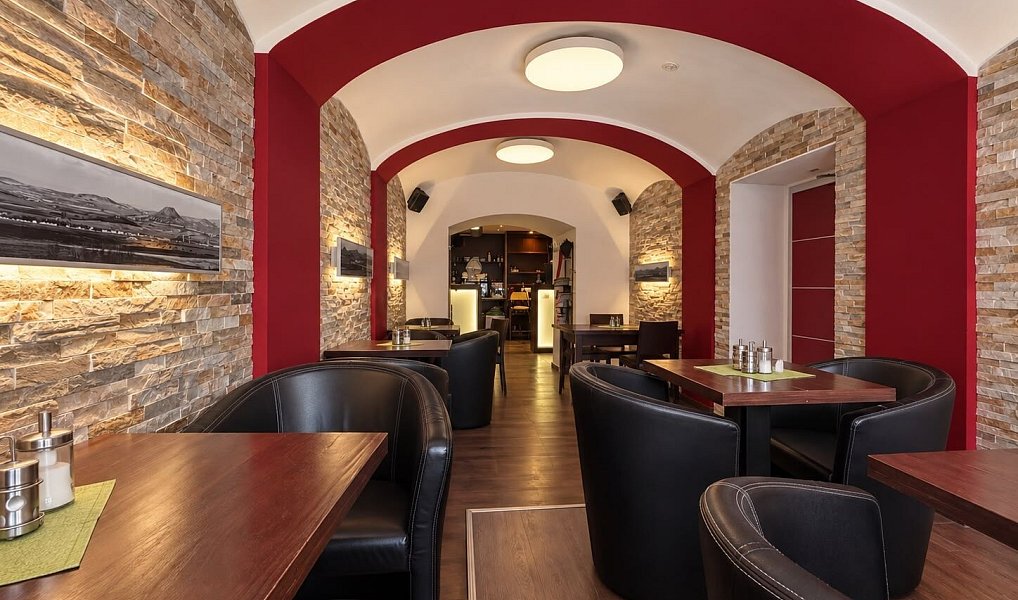 Pronájem restaurace 229 m², Louny – náhled fotky 5