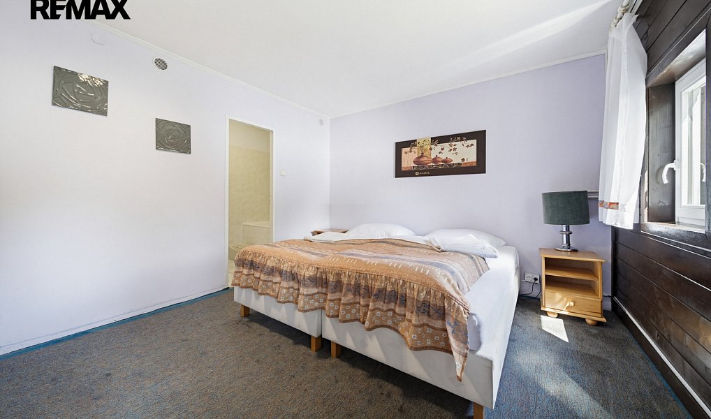 Prodej ubytovacího objektu 980 m², Potůčky – náhled fotky 16