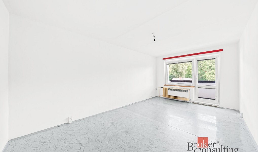 Prodej bytu 3+1 80 m², Kolinec – náhled fotky 8