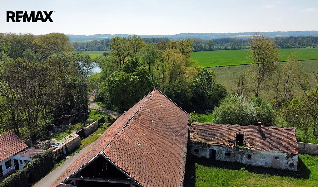 Prodej zemědělského objektu 2 500 m², Počedělice – náhled fotky 34