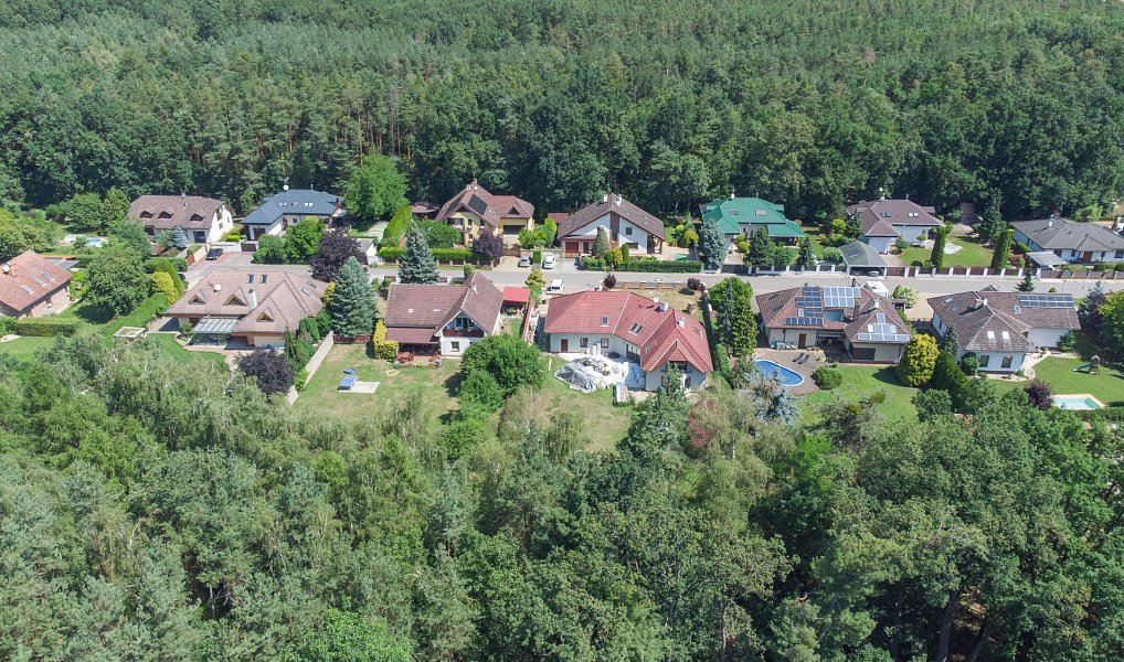 Prodej domu 400 m² s pozemkem 1 764 m², Sezemice – náhled fotky 32
