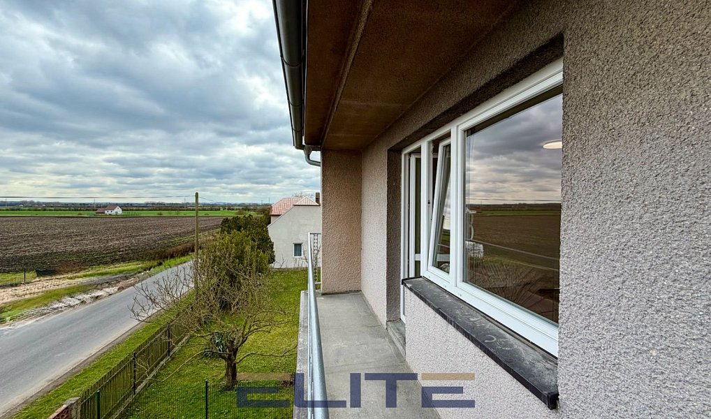 Prodej domu 253 m² s pozemkem 791 m², Hradčany – náhled fotky 6