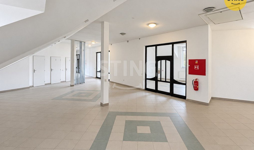 Pronájem komerčního objektu (jiného typu) 452 m², Třinec – náhled fotky 7