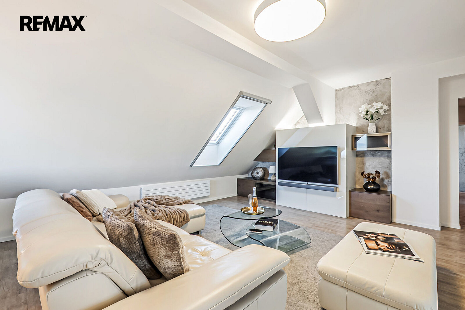 Prodej bytu 4+kk 123 m² – fotografie 2