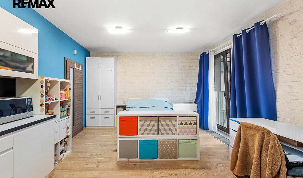 Prodej bytu 1+kk 34 m², Praha – náhled fotky 9