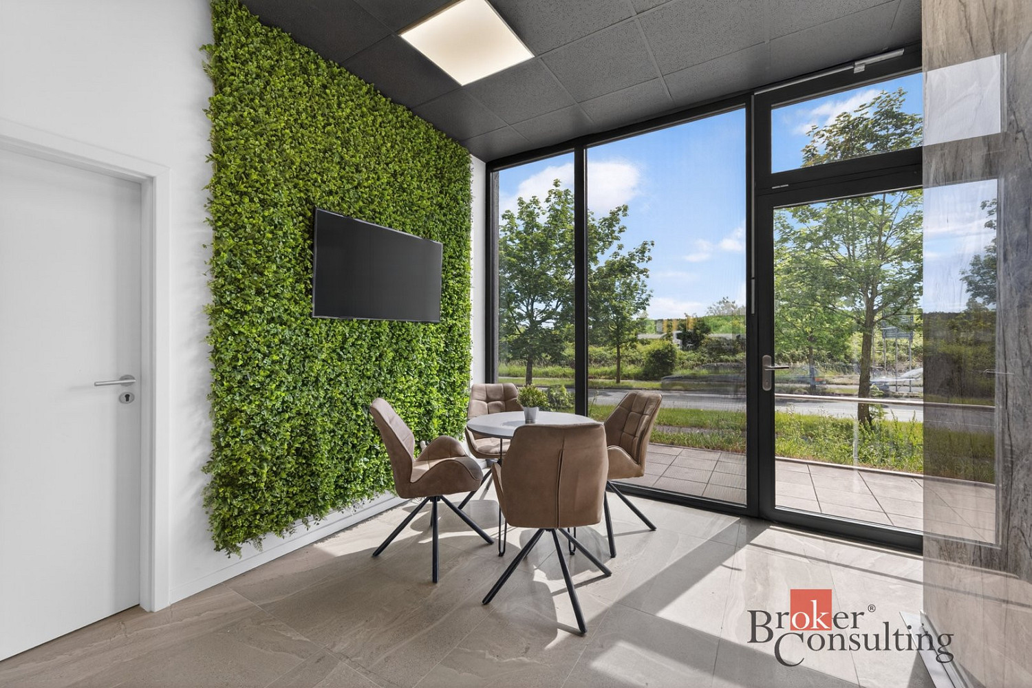 Prodej obchodních prostor 59 m²