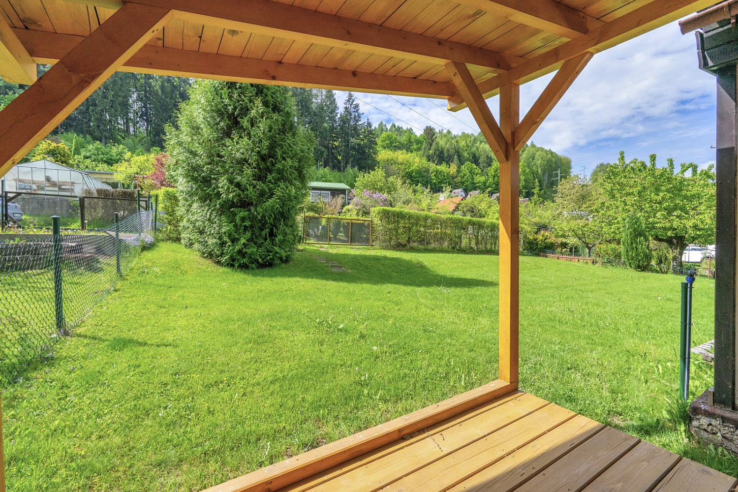 Prodej chaty/chalupy 30 m² s pozemkem 322 m² – pohled 2