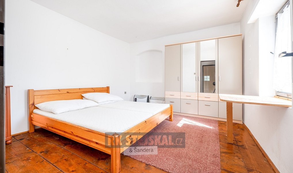 Prodej domu 430 m² s pozemkem 57 892 m², Brloh – náhled fotky 24