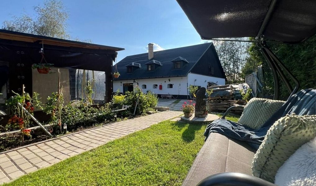 Prodej ubytovacího objektu 392 m², Volary – náhled fotky 6