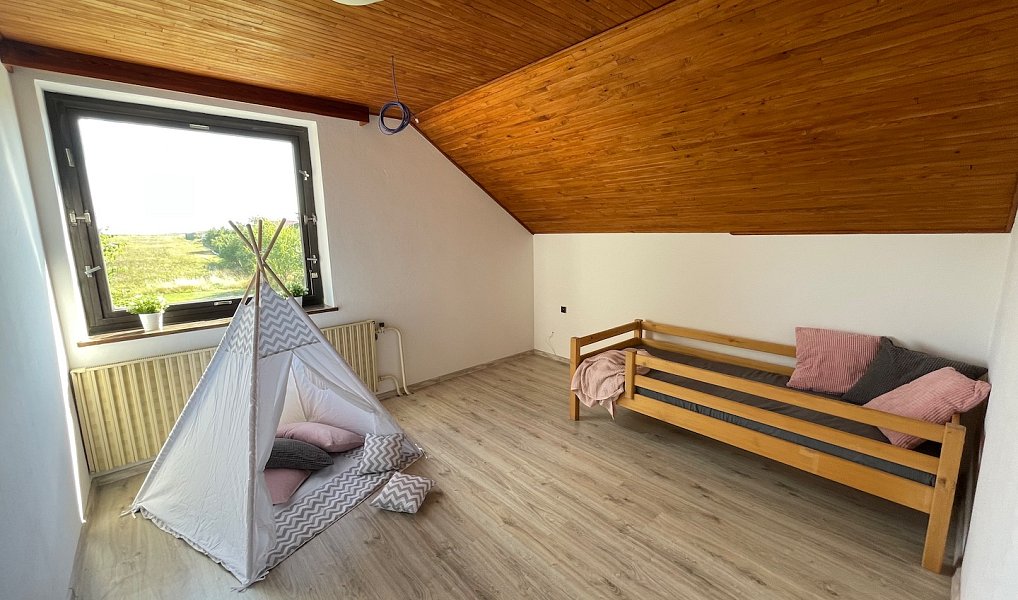 Pronájem domu 230 m² s pozemkem 601 m², Bříšťany – náhled fotky 21