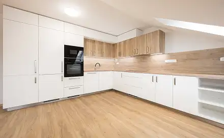 Pronájem bytu 3+kk 73 m², Jílkova, Brno - Židenice