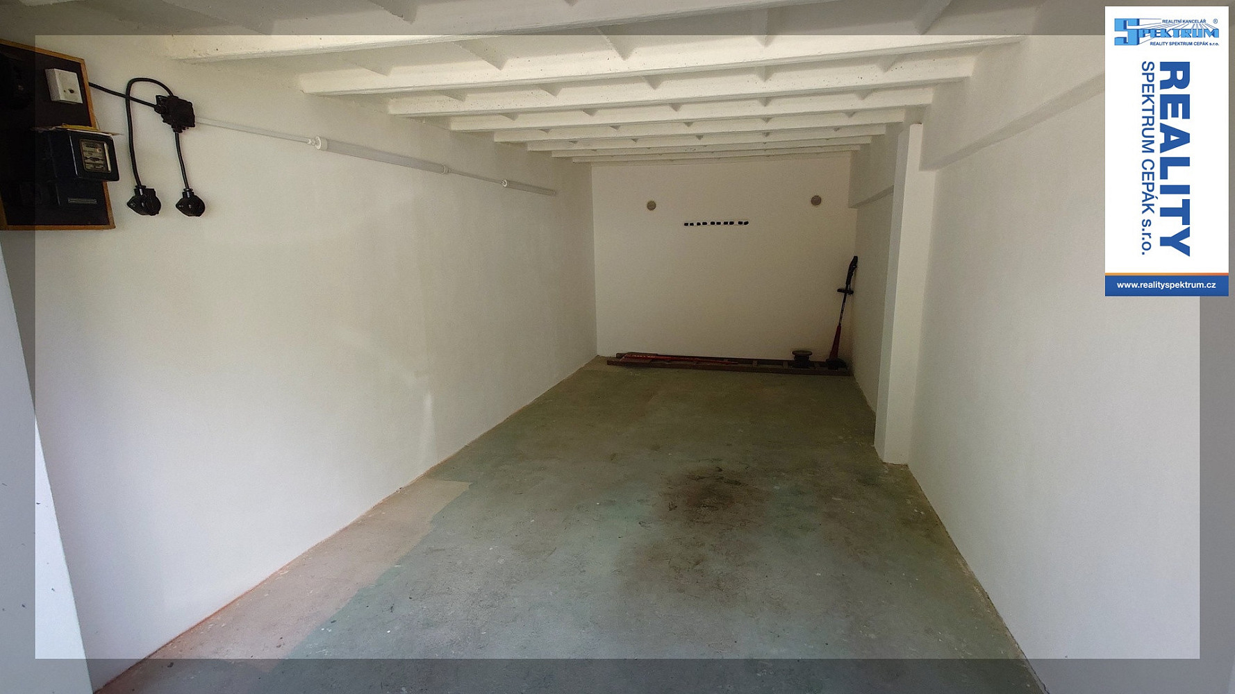 Prodej garáže 19 m2, české budějovice, nádražní ul. — photo 3
