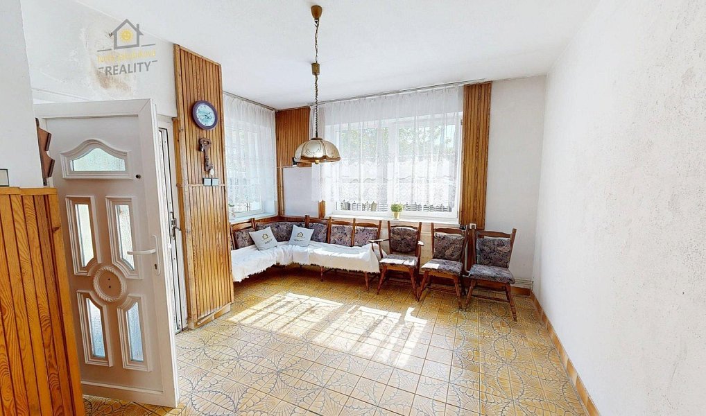 Prodej domu 230 m² s pozemkem 403 m², Bělá pod Bezdězem – náhled fotky 9