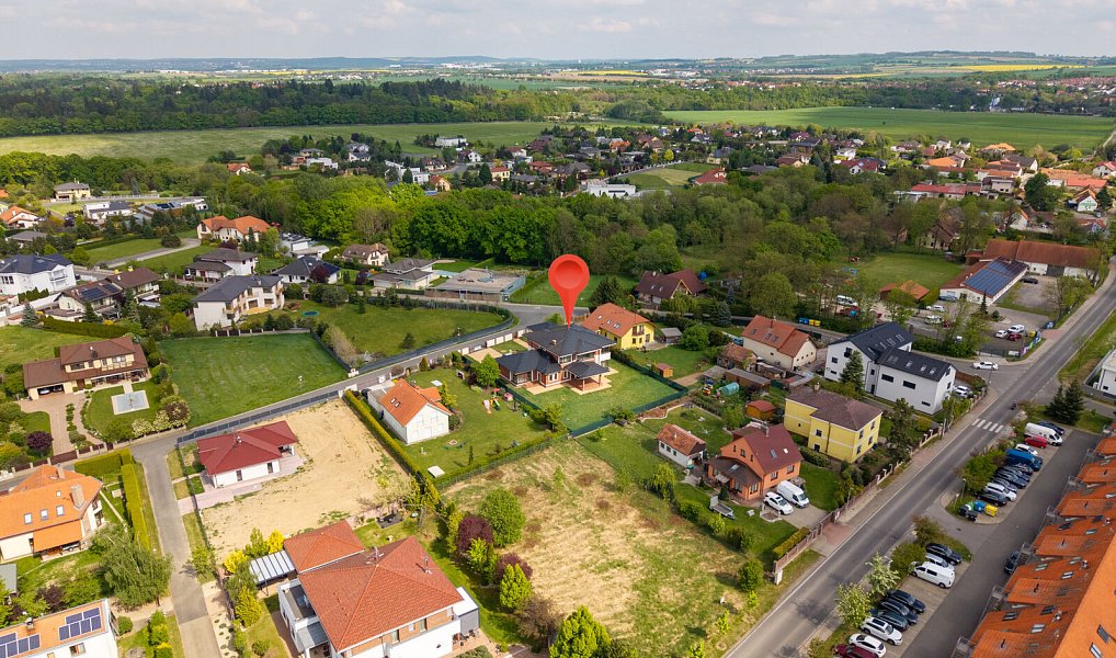 Prodej domu 363 m² s pozemkem 1 608 m², Jesenice – náhled fotky 39