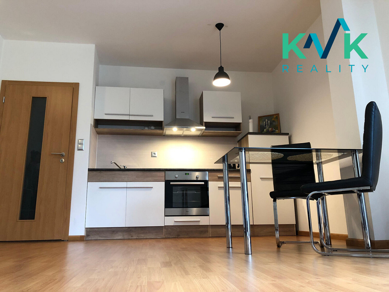 Pronájem bytu 1+kk 47 m² – fotografie 2