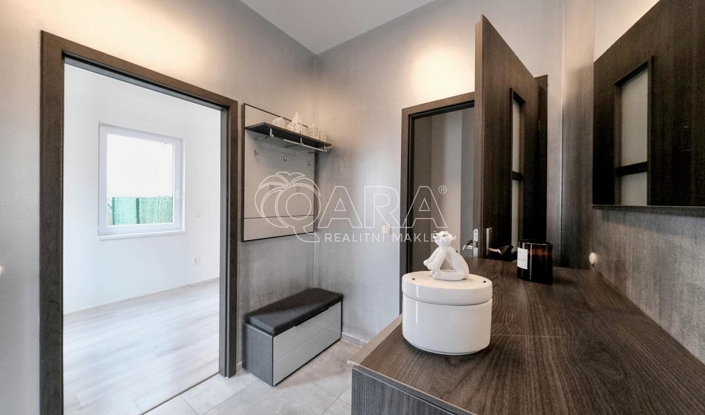 Pronájem domu 124 m² s pozemkem 76 m², Nelahozeves – náhled fotky 21
