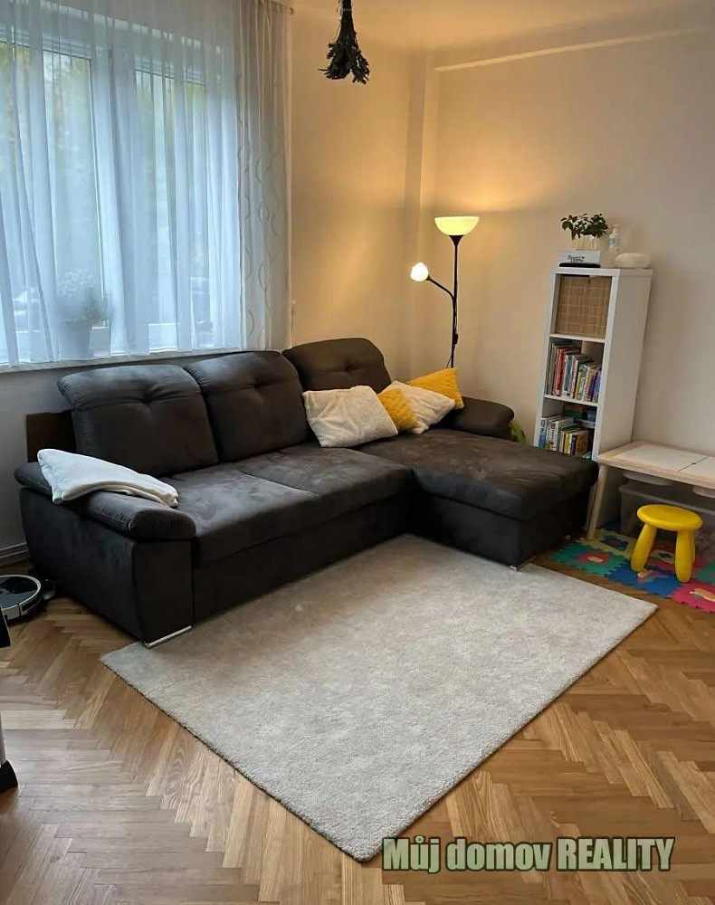 Pronájem bytu 2+kk 44 m² — photo 2