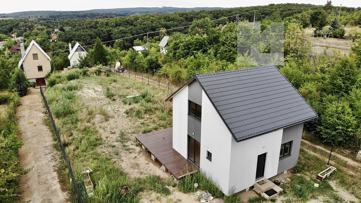 Prodej domu 82 m² s pozemkem 1 032 m²
