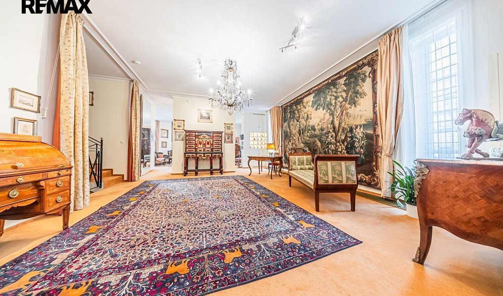 Prodej domu 333 m² s pozemkem 218 m², Praha – náhled fotky 3