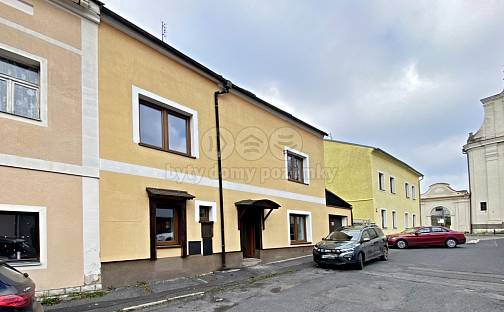 Prodej domu 364 m² s pozemkem 182 m², Pivovarská, Toužim, okres Karlovy Vary