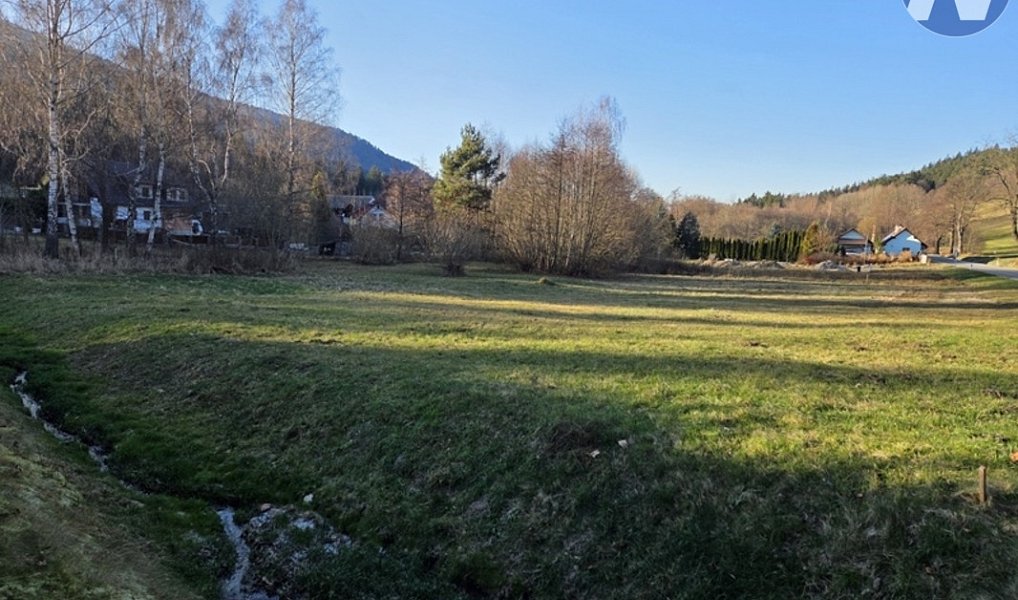Prodej stavebního pozemku 1 704 m², Chroboly – náhled fotky 6
