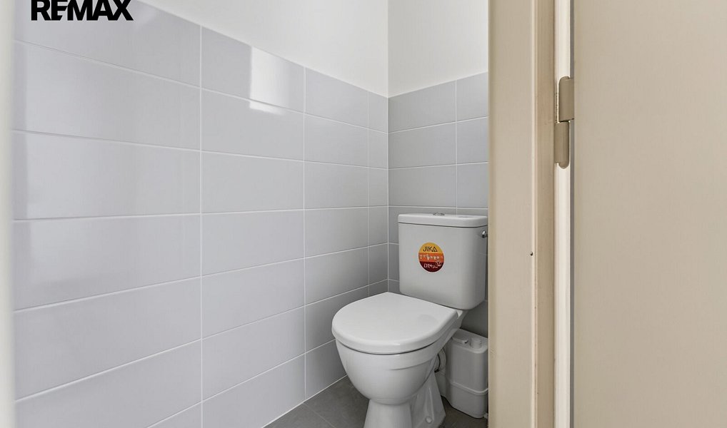 Pronájem bytu 3+1 130 m², Praha – náhled fotky 24