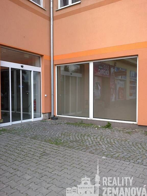Pronájem obchodních prostor 323 m² — photo 4