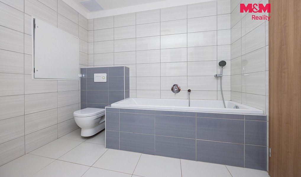 Prodej bytu 3+kk 119 m², Pardubice – náhled fotky 8