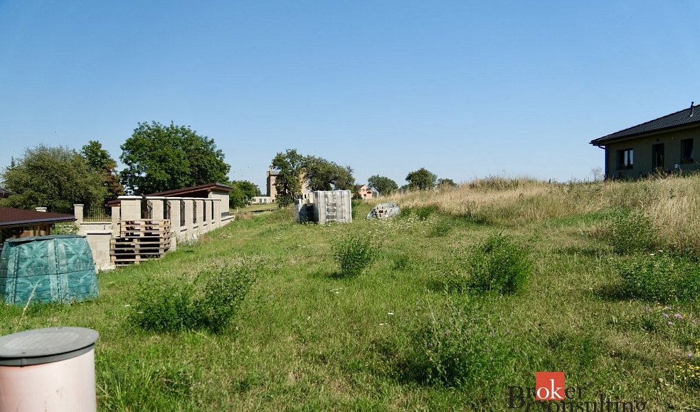 Prodej stavebního pozemku 881 m², Březno – náhled fotky 3