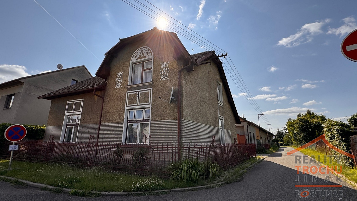 Prodej domu 210 m² s pozemkem 699 m² — photo 3