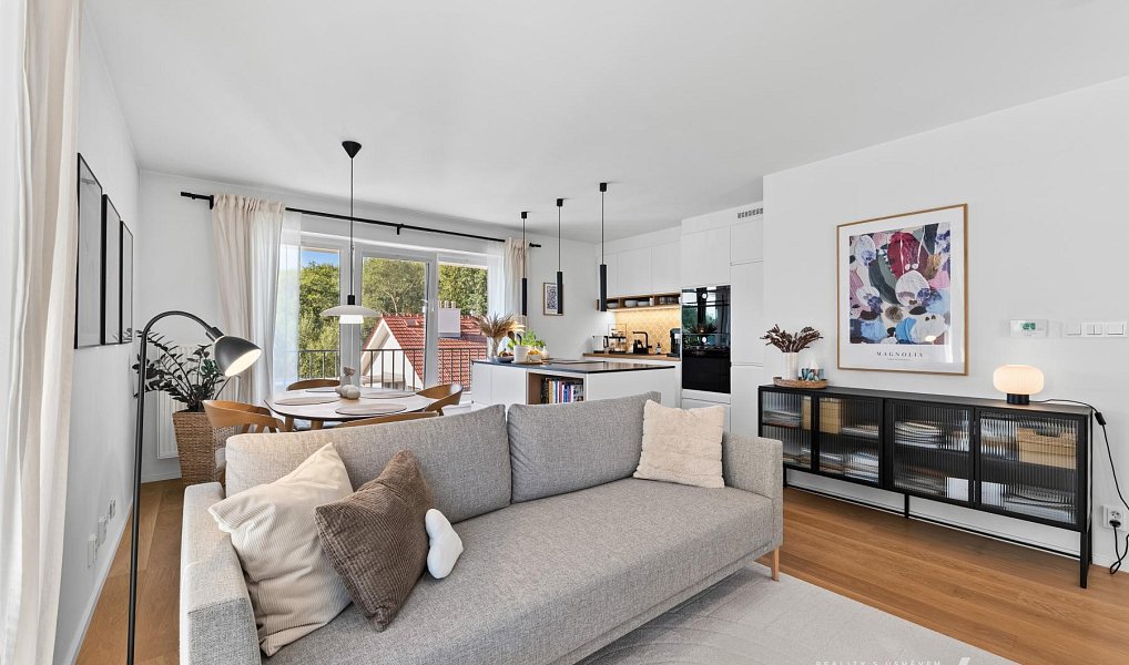 Prodej bytu 3+kk, 69 m², Dolní Lomnice - Praha-východ, Kunice